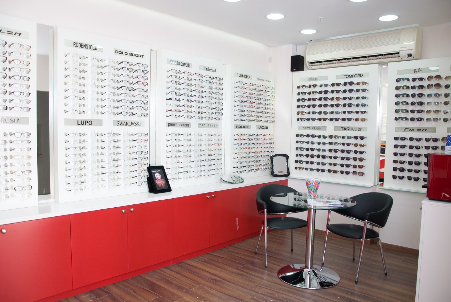Optical office.